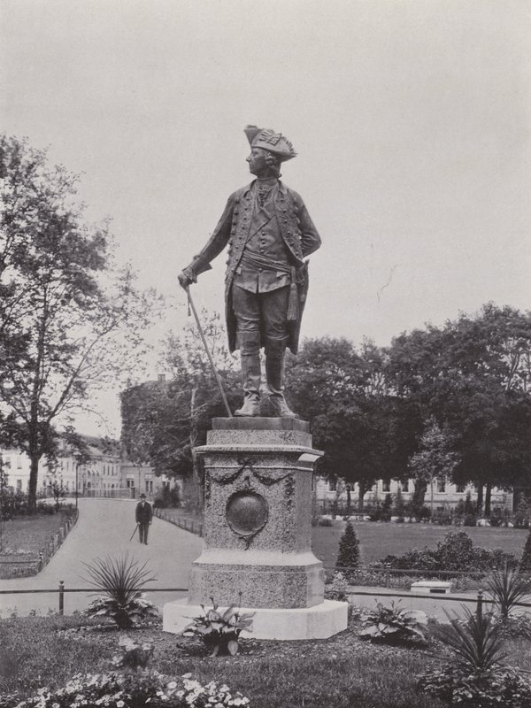 Potsdam, Friedrich Des Grossen emlékműve (f/w fotó) alkotó: Photographer German